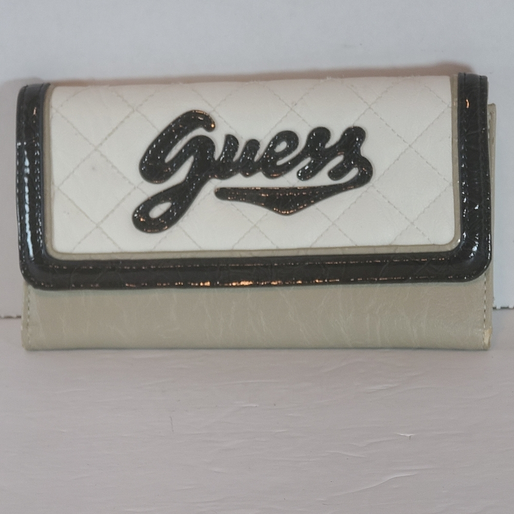 Guess wallet